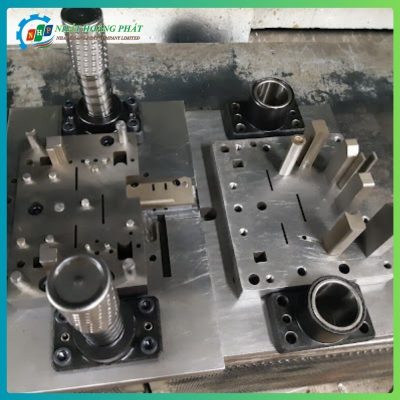 Công đoạn kiểm tra độ chính xác của khuôn đột dập kim loại